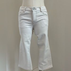 American Eagle Outfitters White Boot Cut Jeans Women’s Jeans Pants Denim Size 2